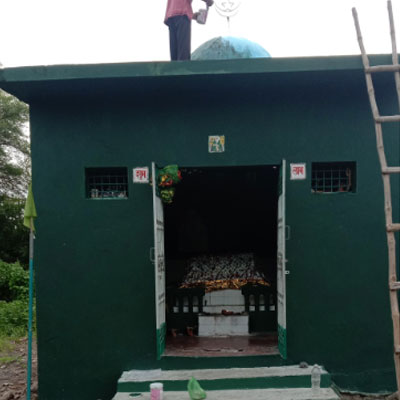 Peerani Dadi Amina Sobdar (R.A)